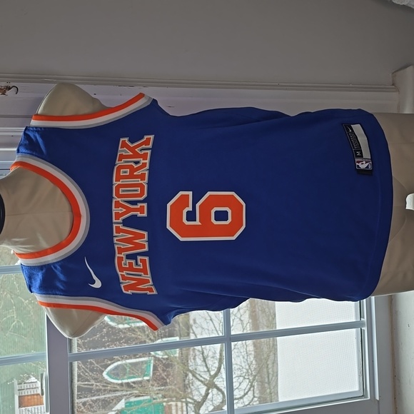 Kids NY Knicks Jersey - Picture 1 of 3
